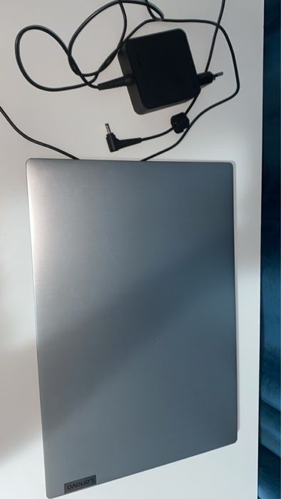 Laptop Lenovo IdeaPad 3-15ARE05 4GB 256GB