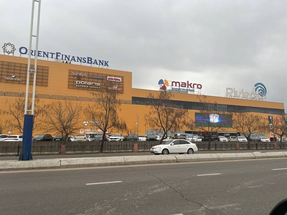 Узимни уйим Олмазор 6 дом 1/2/4 балкон 1, 5 х6 43 м2  ремонти уртача