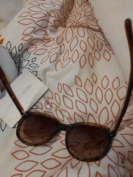 Michael kors дамски слънчеви очила.