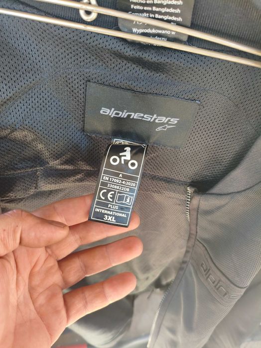 Продам куртку для мотоцикла