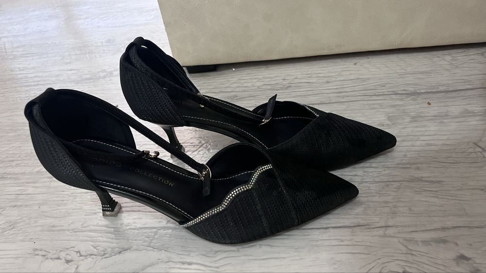 Каблук черный на шпильке