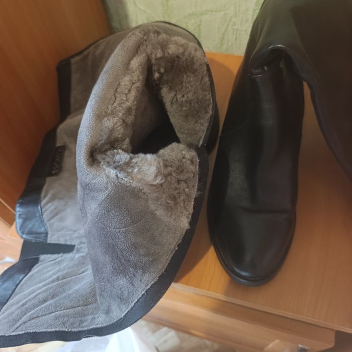 Продам сапоги кожаные
