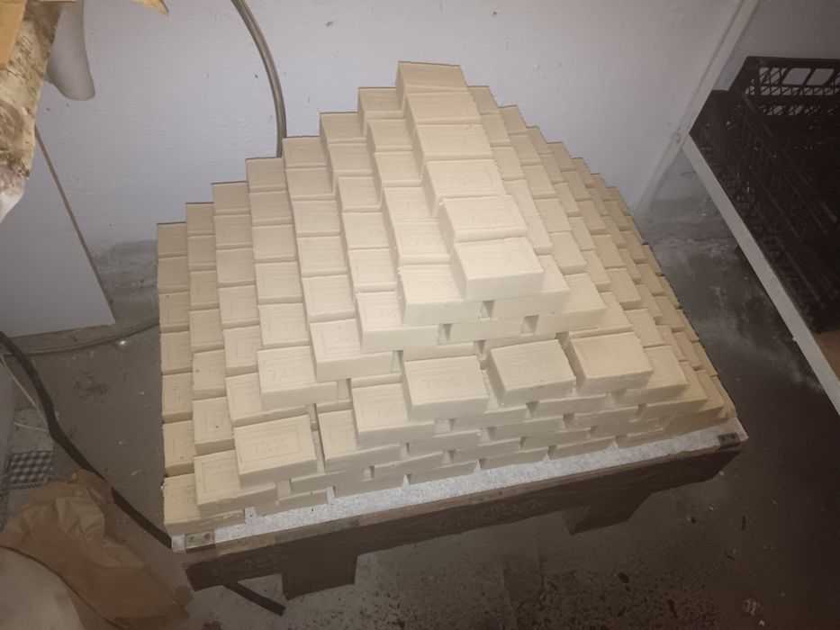 Сабын, мыло өндірісі сатылады