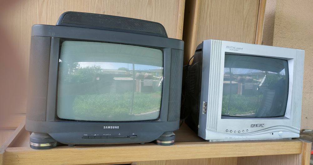 Продам телевизор