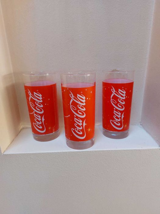 Колекция Кока Кола, Coca Cola (комплект - чаши, чинии, хавлиена кърпа)
