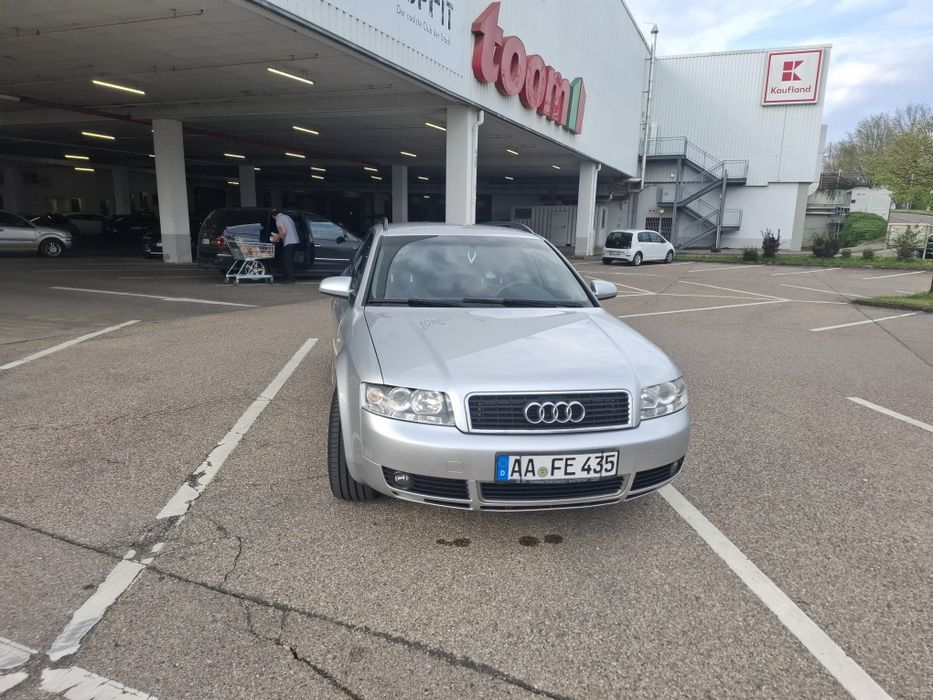 Vând Audi A4 b6 1.9tdi