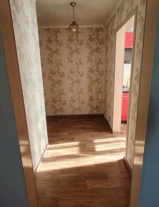продам 1-ком. 37кв. гарышкер 4-этаж