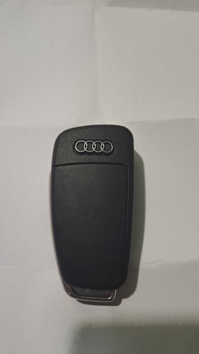 Оригинален ключ за ауди А3 8P