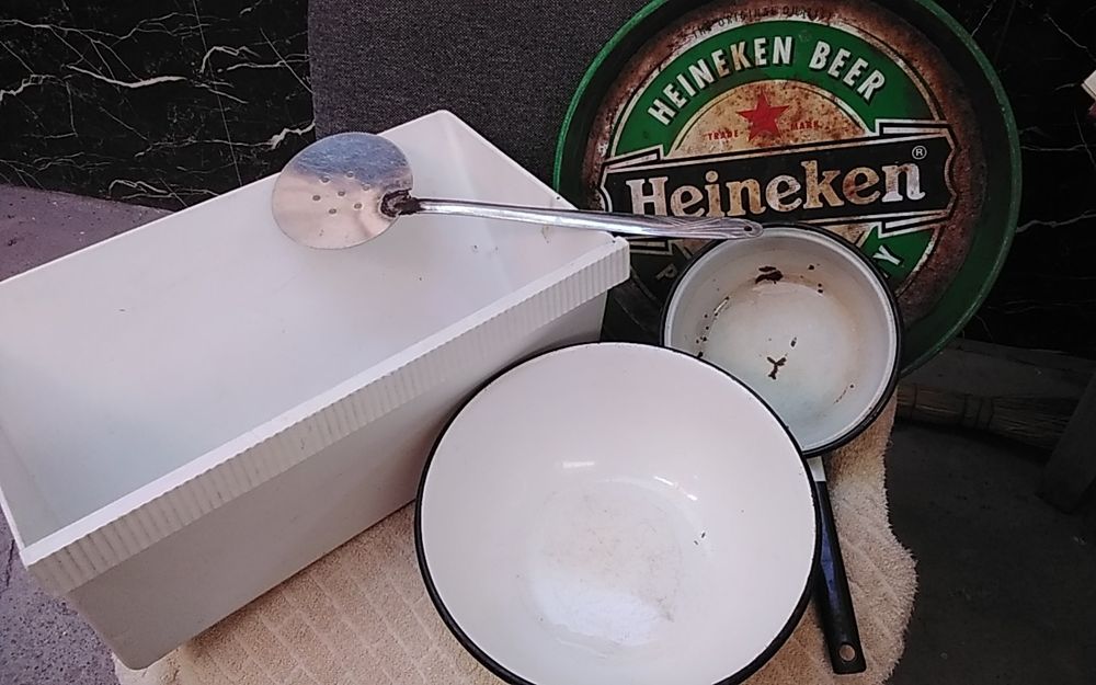 Продается  посуда разная.