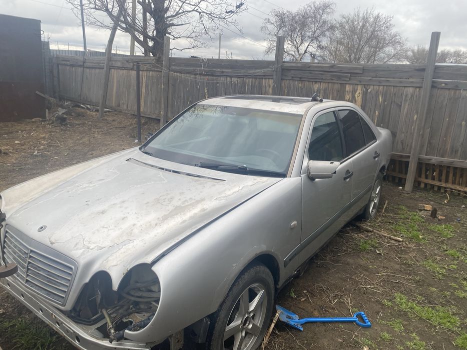 Мерседес на запчасти