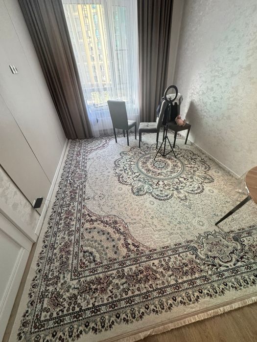 Ковер в хорошем состоянии есть торг 4*4