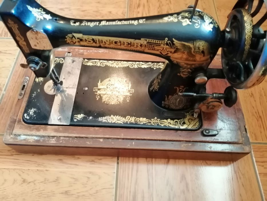 Швейная машинка Зингер.