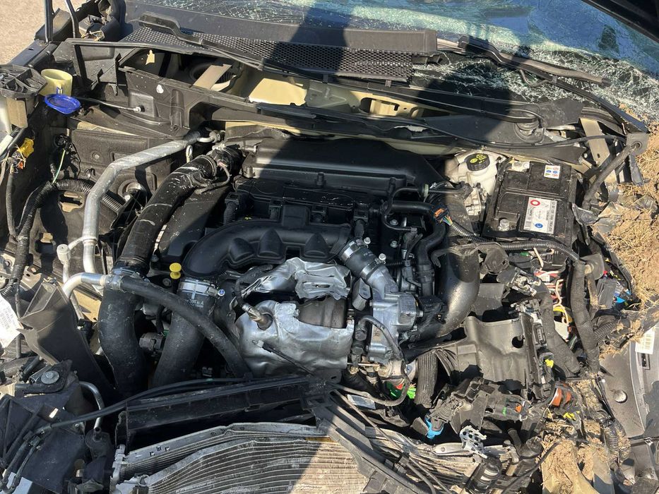 PEUGEOT 3008 / Пежо 3008 1.6 i STT