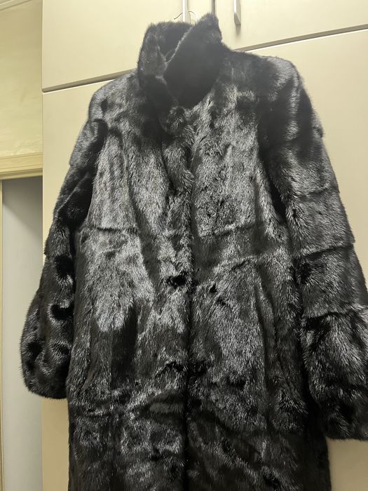 Продам норковую шубу