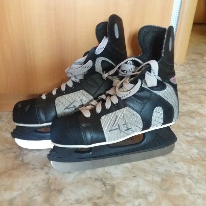 Коньки мужские хоккейные