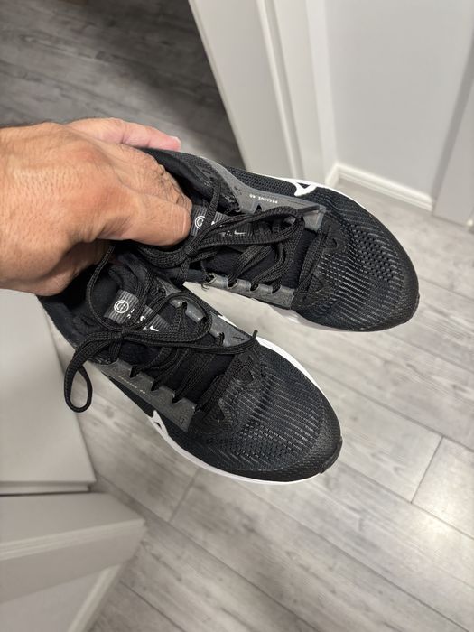 Vand adidasi Nike marimea 35,5 interior 22,5