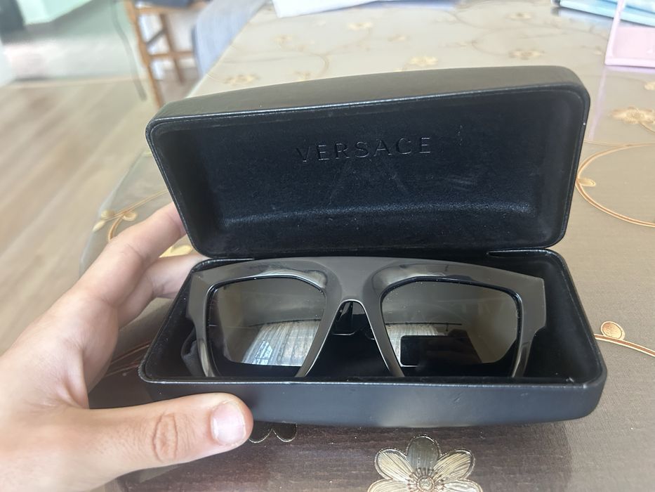 Слънчеви очила Versace