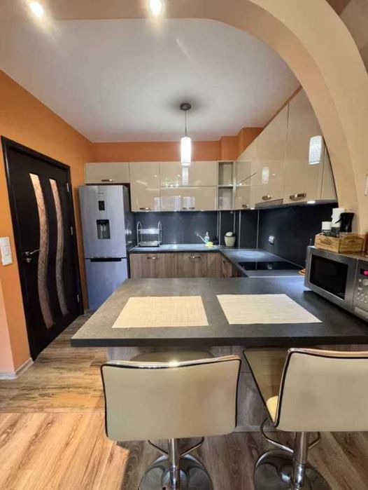 Дава се под наем Двустаен апартамент в Пловдив, Център - 67 кв.м за 433.5 € - Снимка #7