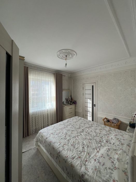 Bel tepa mahallada 4+1 hona 115 kv 4 etaj / 9  remonti yahshi