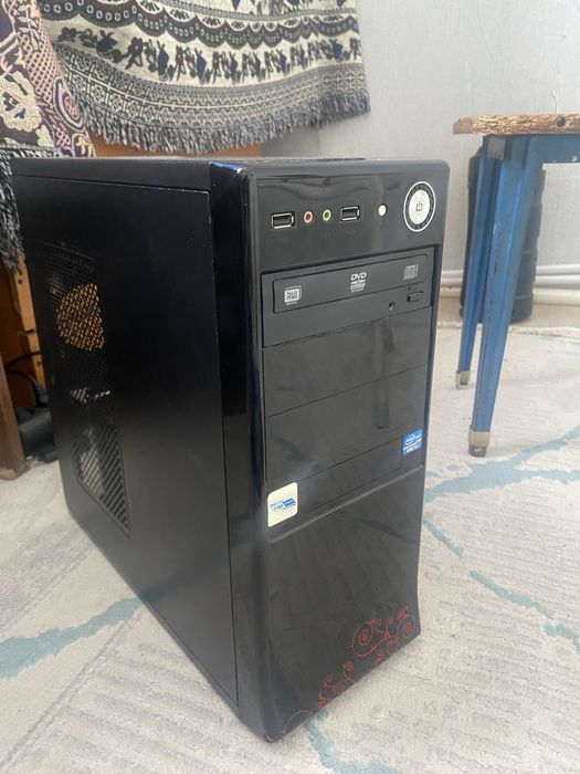 копютер средний игровой (КОМПЛЕКТ) продам дешово