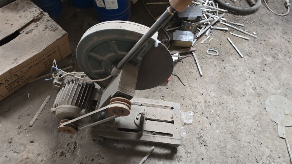 Станки по сборке пластика