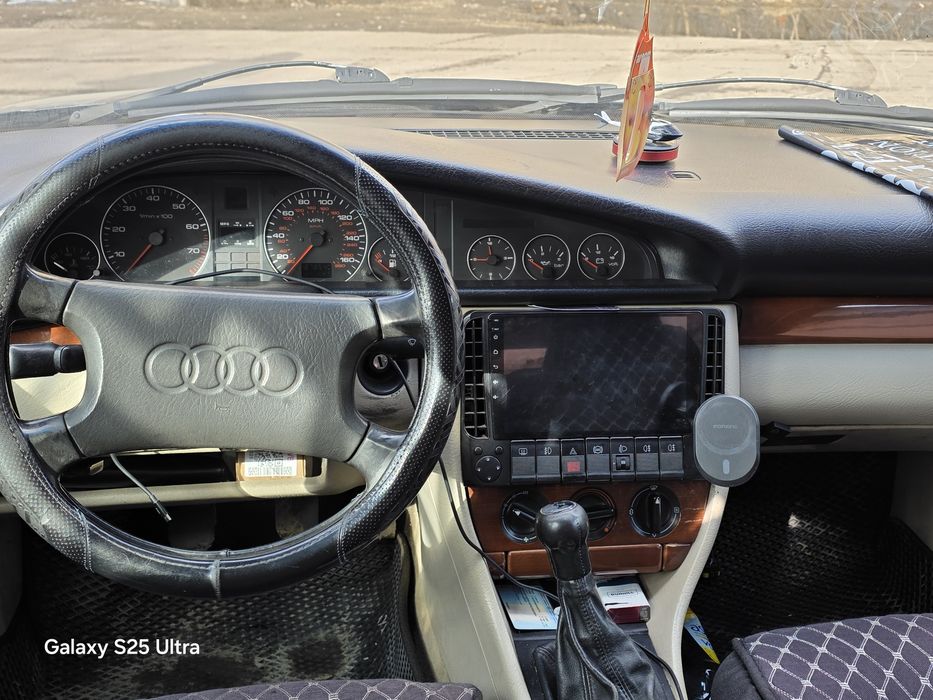 Продам ауди 100 с4