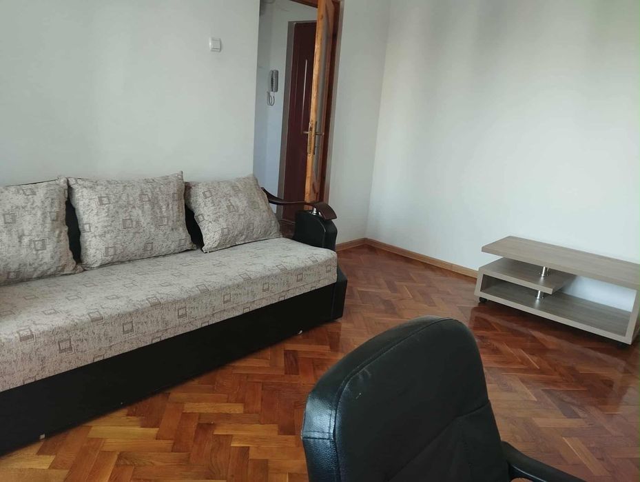 Apartament cu 2 camere de inchiriat