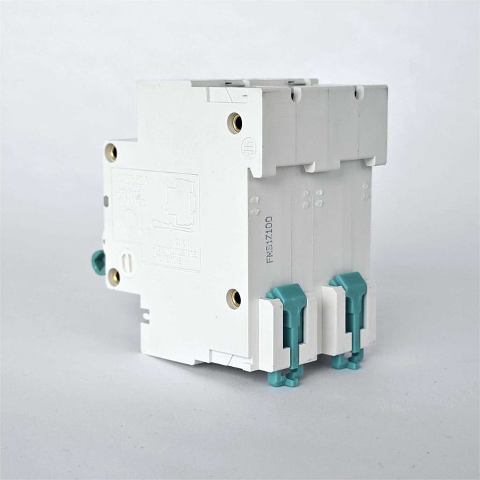 DC предпазител 500v /80A,100A,125A Двуполюсен за соларни батерии