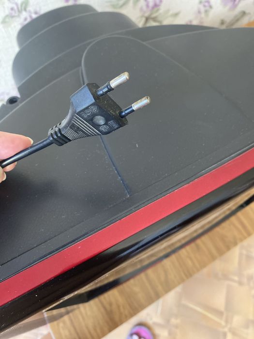 Продам телевизор LG