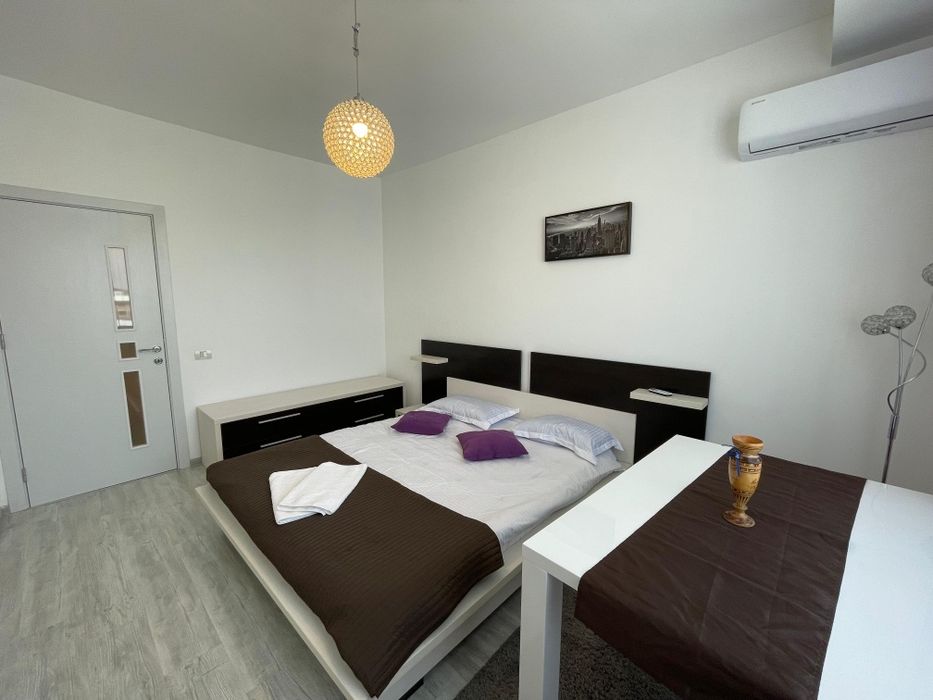 Închiriez apartament  in regim hotelier cu 2 camere decomandate