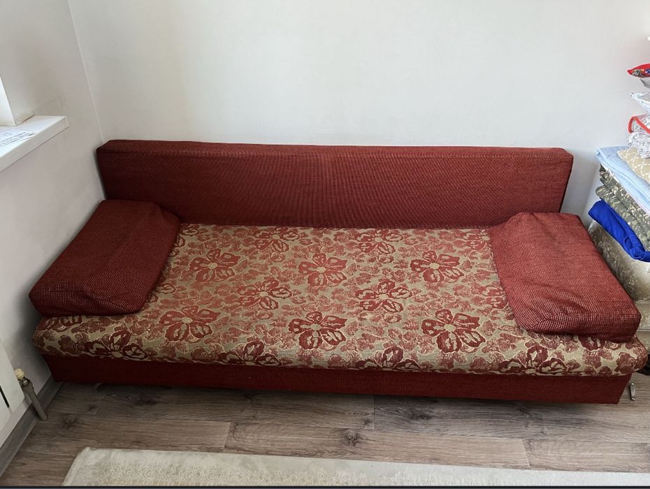 Продам диван книжка