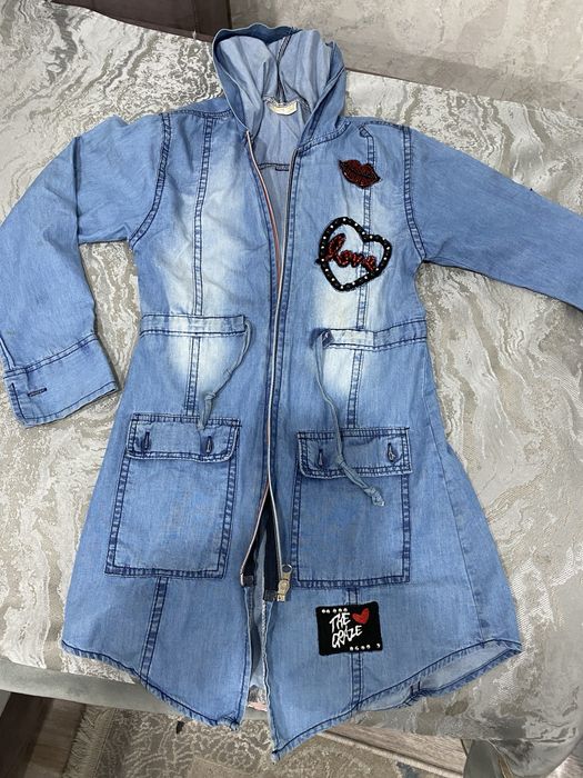 Продам вещи на девочку 6-7 лет