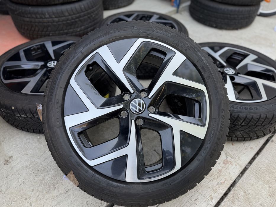 Roți originale VW ID.3 Wellington R19 215/50 R19 Goodyear iarnă Ca Noi