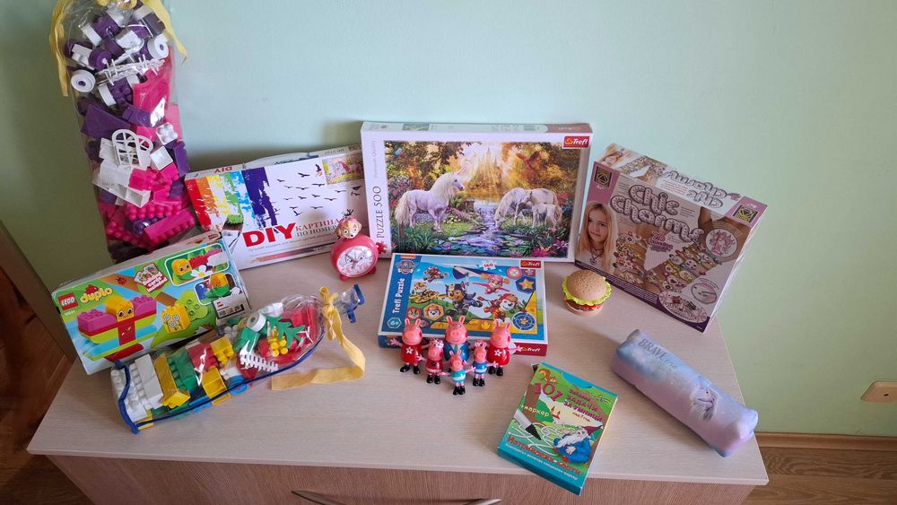 Детски играчки 12 бр. -10 евро всичко