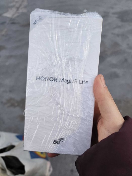Honor magic 8 lite 512 gb 8+8 ram