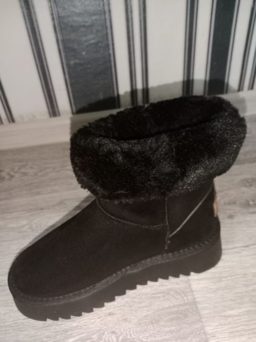 Продам сапоги уги 39р