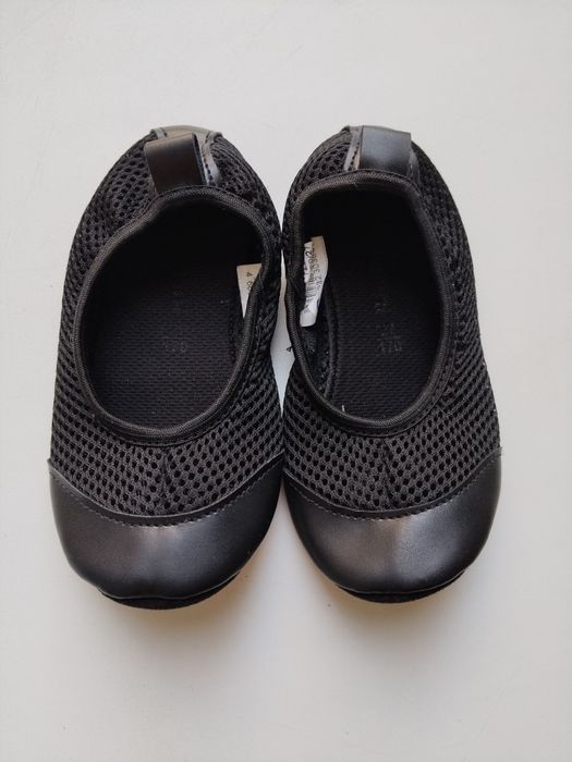 Детский черный чешки