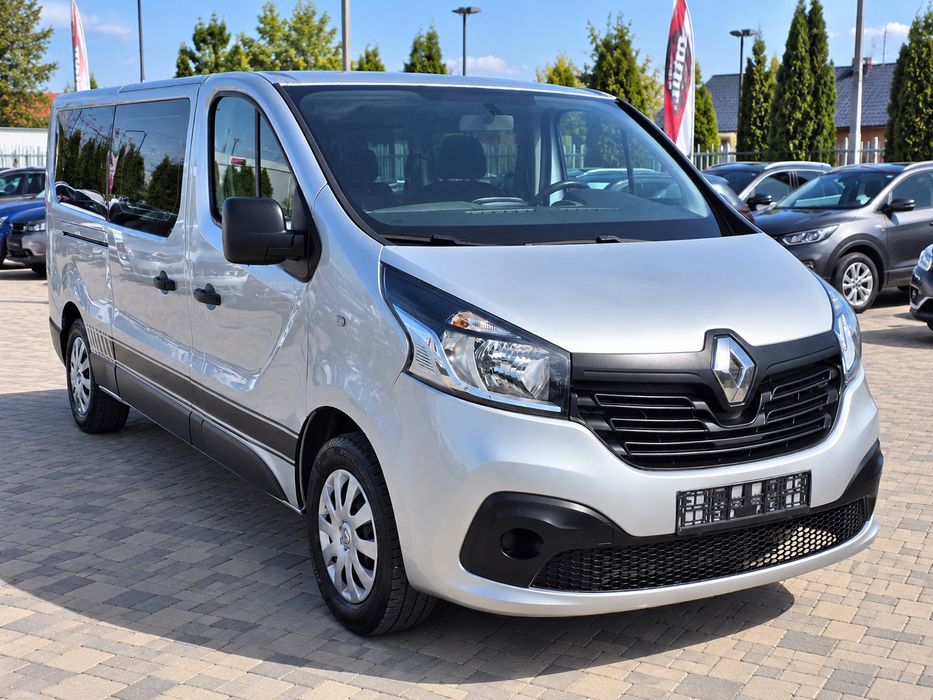 Renault Trafic 1.6 dci, e6, anul 2015, 9 locuri, Ac, Navi