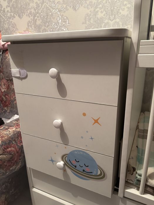 Детская кроватка