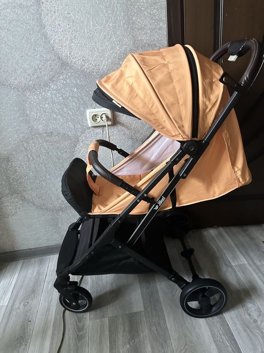 продам детскую коляску Jikel