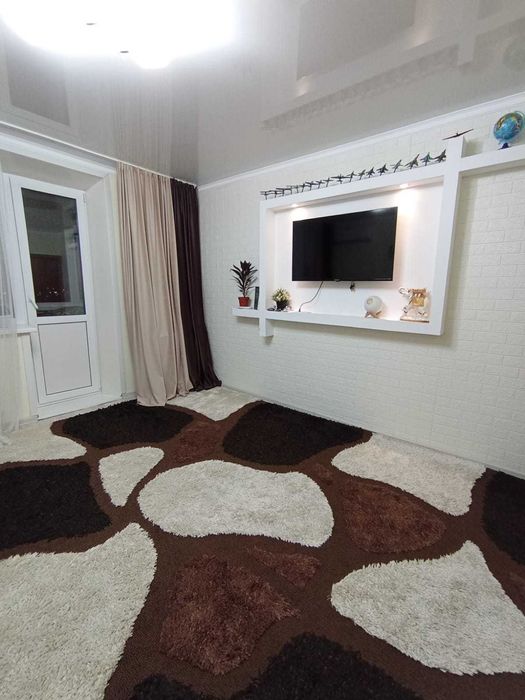 4х ком. 50 лет Октября 40