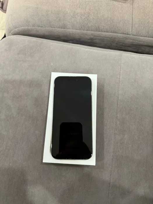 Iphone 15 pro c гарантией