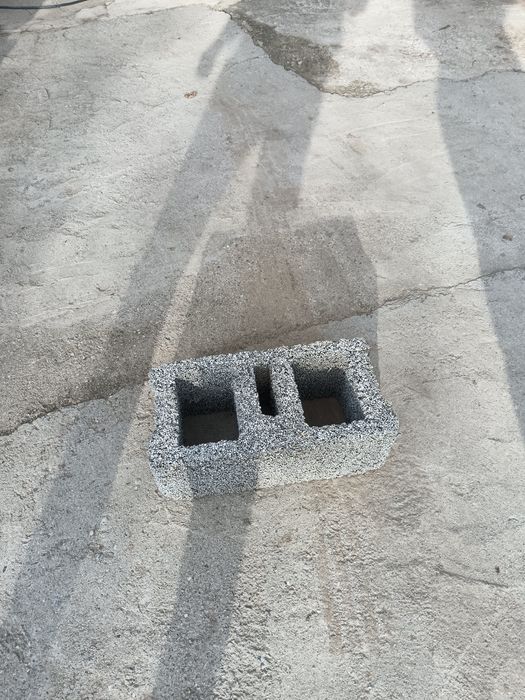 Продавам Шумо и  Топло Изолационни Тухли