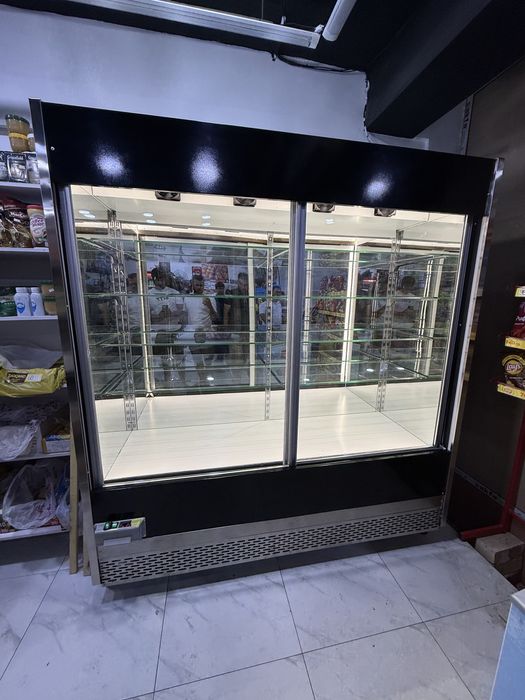Xolodiknik vitrina kupenne