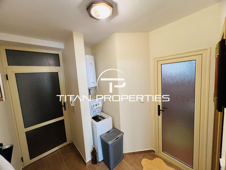 Дава се под наем Двустаен апартамент в Бургас, Център - 70 кв.м за 408 € - Снимка #8