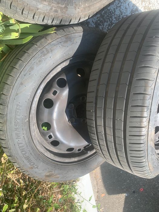Roți 195/55 R15 vară cu jante de oțel