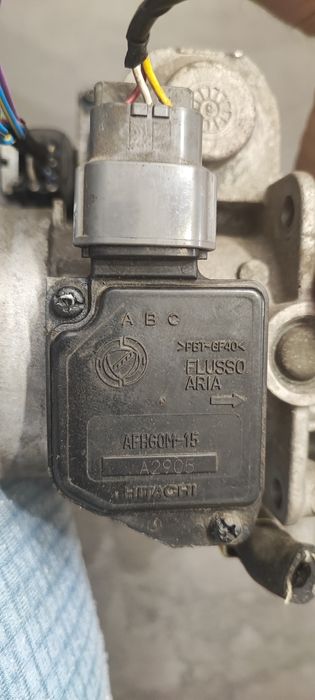 Дросел клапа fiat stilo 1.8