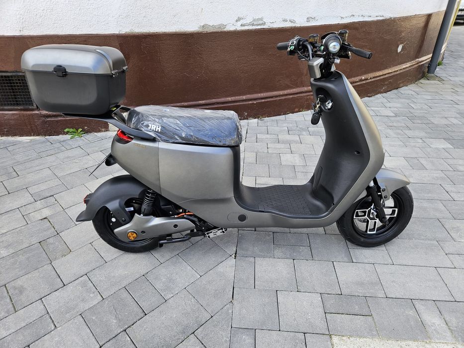 Scuter Electric LX900 Baterie 30Ah Litiu  Autonomie mare 70- 80km