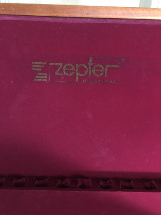 Футляр для столовых приборов