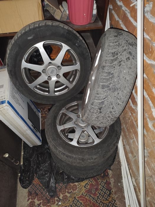 Джанти с гуми 185/65/R15